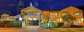 Отель Dalby Homestead Motel  Долби